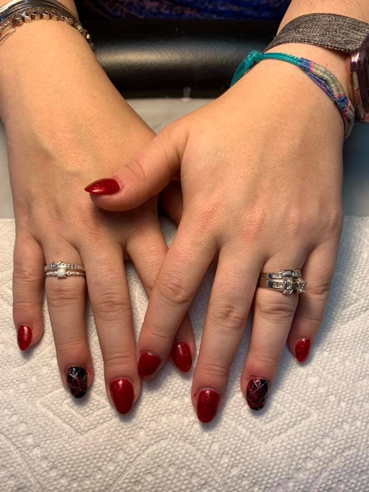 Dip powder manicure